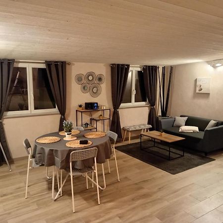 Cozycocoon Appartement Parcey エクステリア 写真