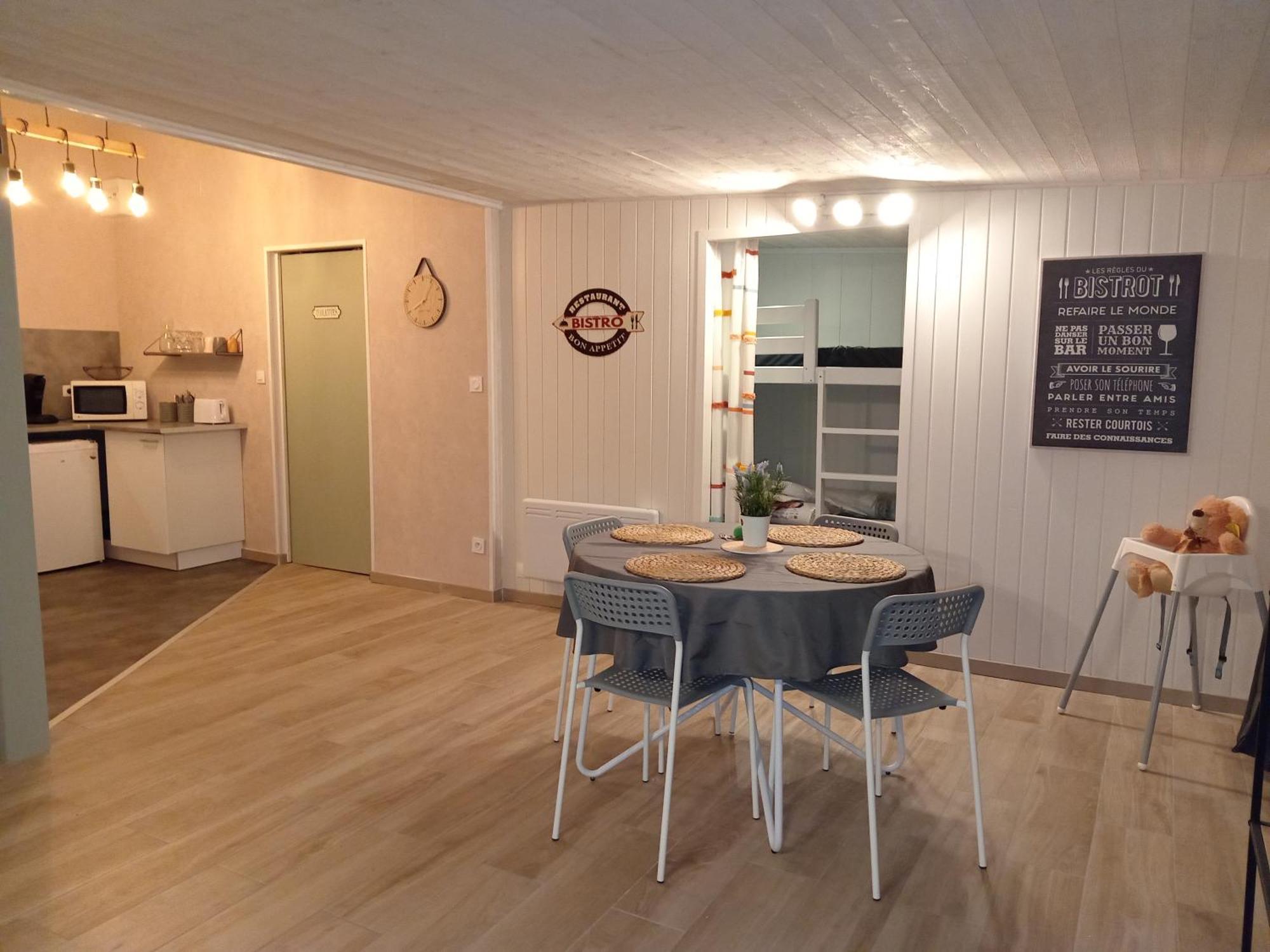 Cozycocoon Appartement Parcey エクステリア 写真